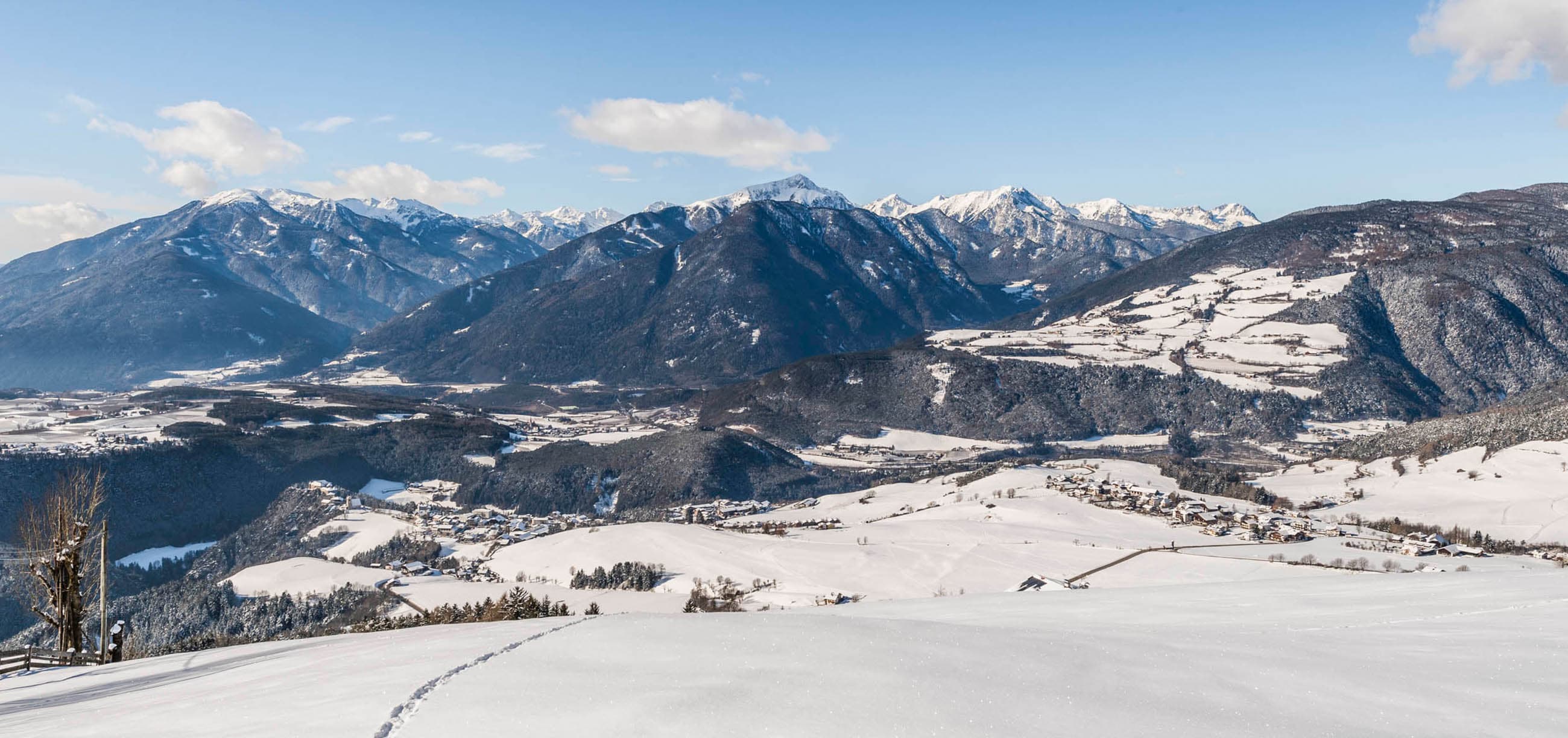 Winterurlaub in Südtirol Langlaufen Skifahren Rodeln Winterwandern Kinderspass Winterfreuden Schnee Dolomiten (4)
