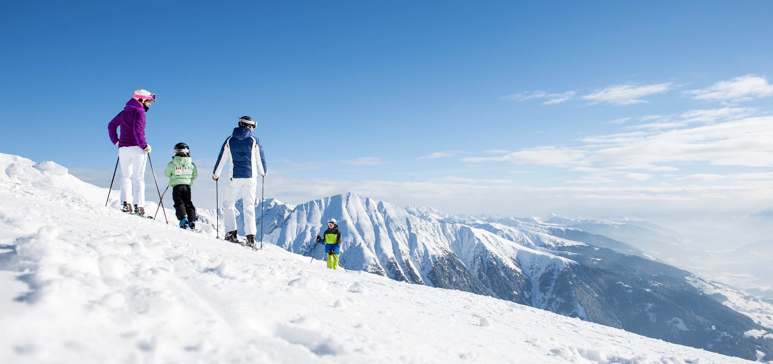 Winterurlaub in Südtirol Langlaufen Skifahren Rodeln Winterwandern Kinderspass Winterfreuden Schnee Dolomiten (8)